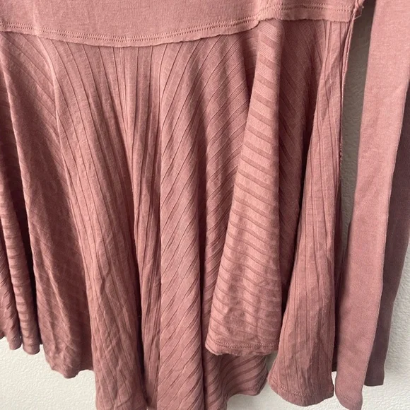 We The Free Clover Babydoll Split Neck Top Women’s Size XS Antique Oak - Picture 3 of 10